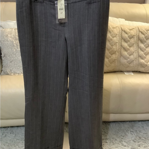Loft Trouser
Size 8P
NWT DARK GREY,LIGHT GREY AND PINK Pinstripe - Picture 2 of 6